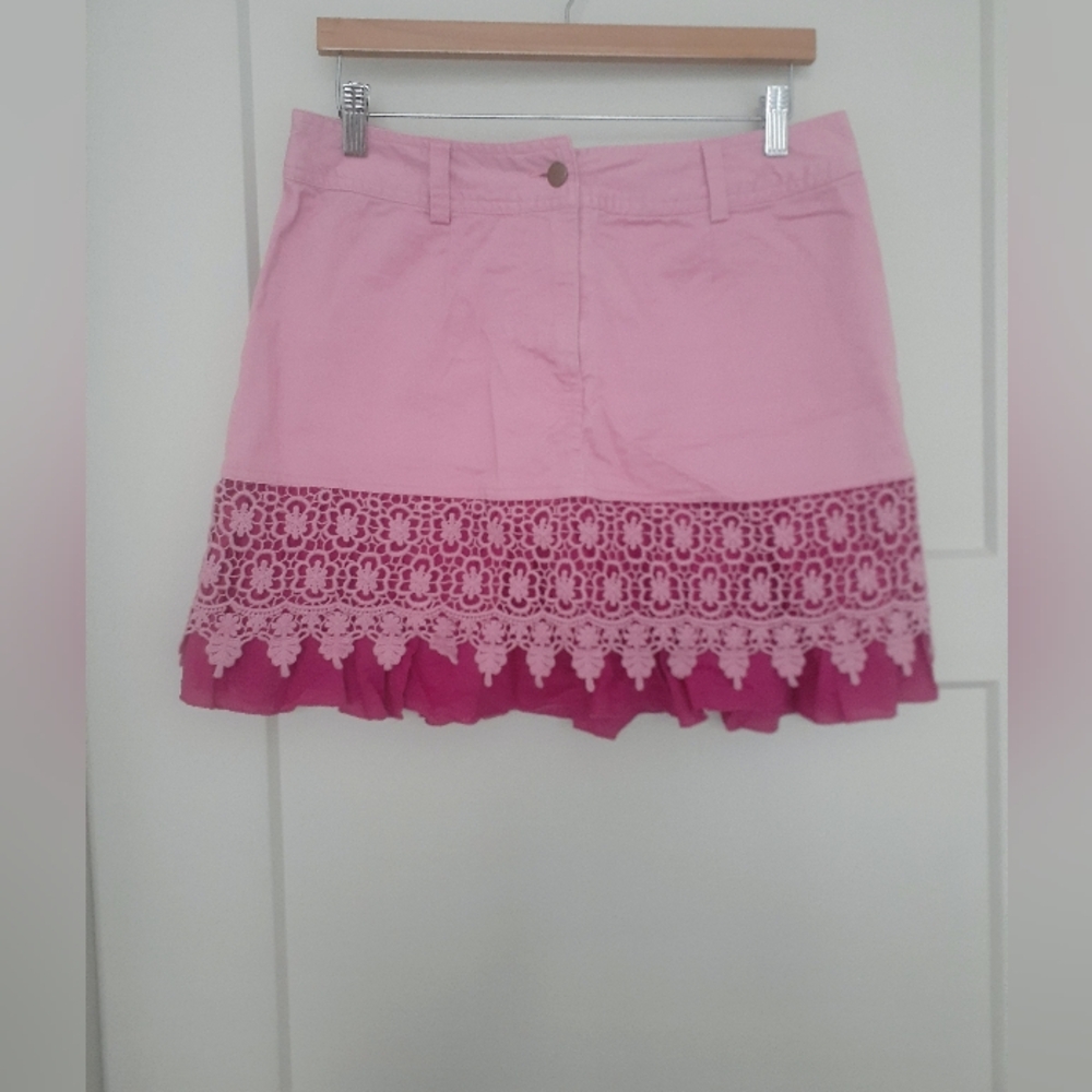 Metro Style Pink Mini Skirt with Lace and Ruffle Hem